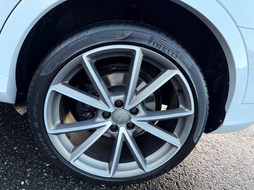 Used Audi RS Q3 2015 for sale - 76923146: Photo 48