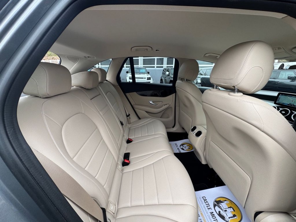 Used Mercedes-Benz GLC 2019 for sale - 75986550: Photo 13