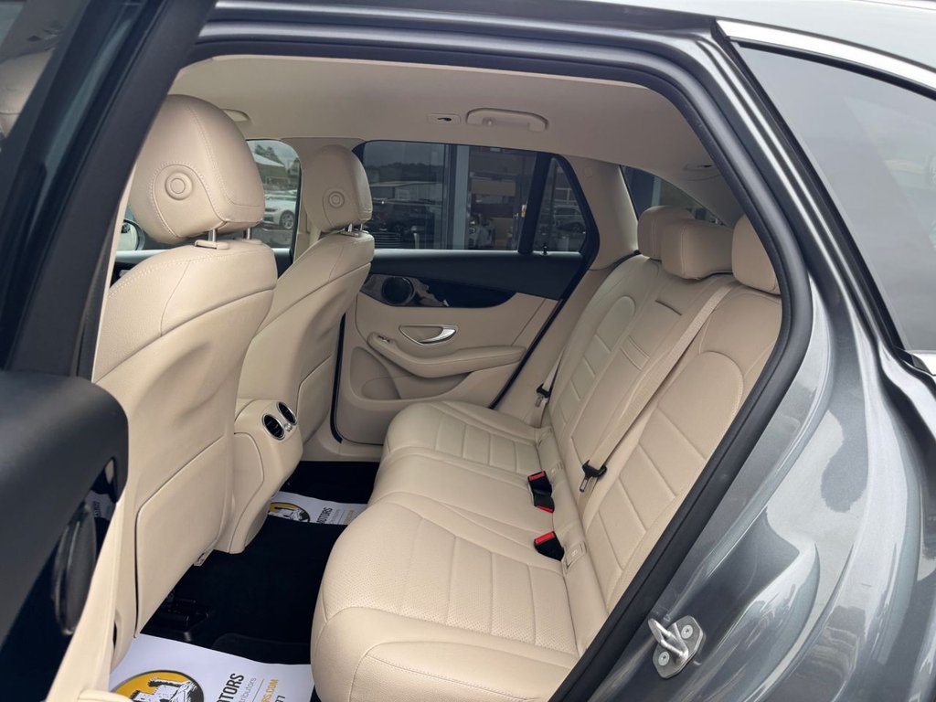 Used Mercedes-Benz GLC 2019 for sale - 75986550: Photo 18