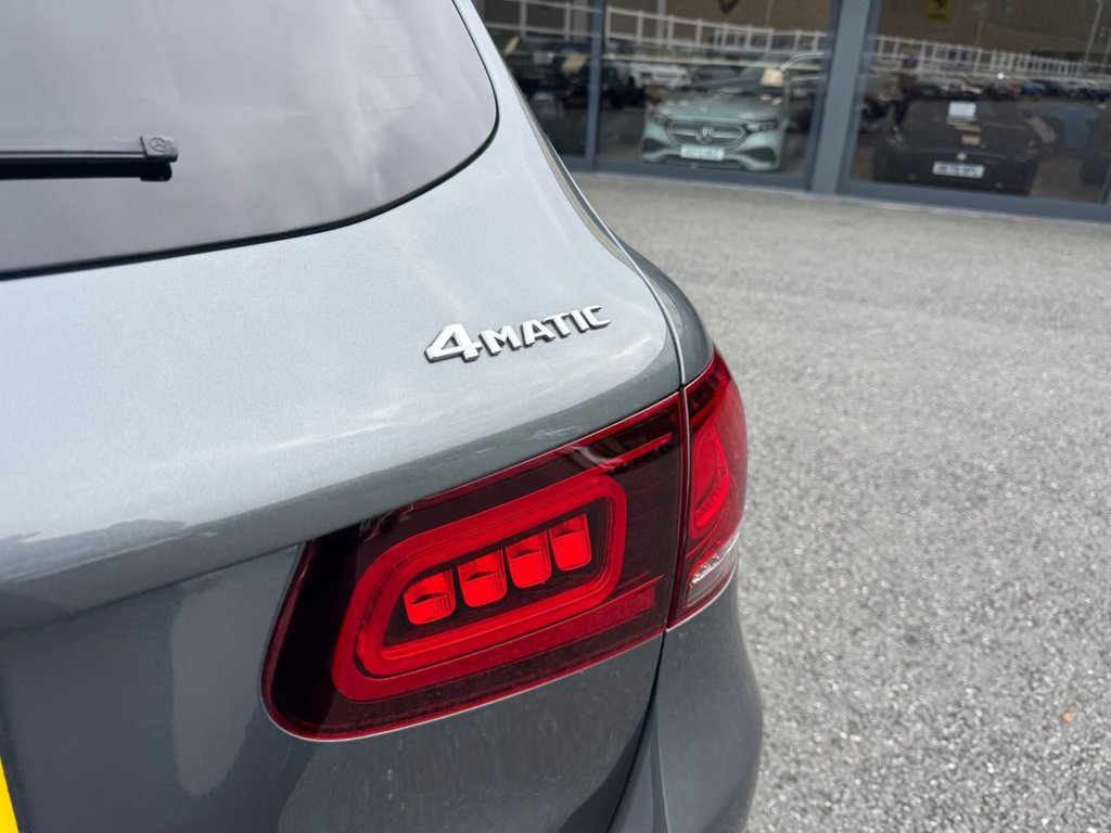 Used Mercedes-Benz GLC 2019 for sale - 75986550: Photo 30