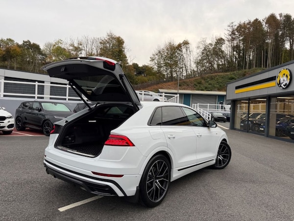 Used Audi Q8 2023 for sale - 76303989: Photo 17