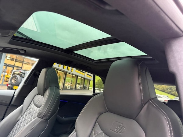 Used Audi Q8 2023 for sale - 76303989: Photo 23