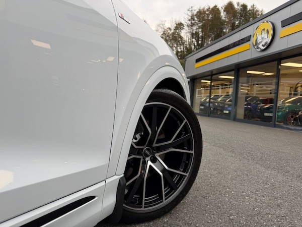 Used Audi Q8 2023 for sale - 76303989: Photo 28