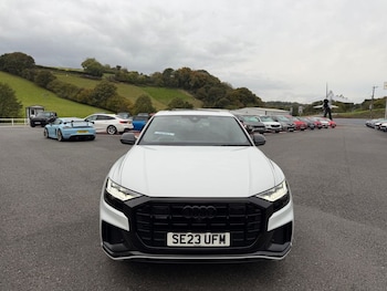 Used Audi Q8 2023 for sale - 76303989: Photo
