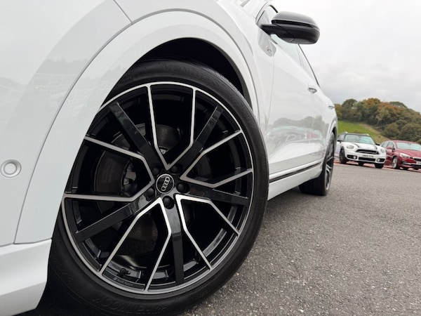 Used Audi Q8 2023 for sale - 76303989: Photo 32