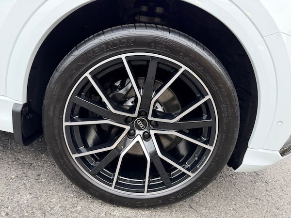 Used Audi Q8 2023 for sale - 76303989: Photo 45