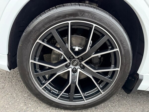 Used Audi Q8 2023 for sale - 76303989: Photo 46