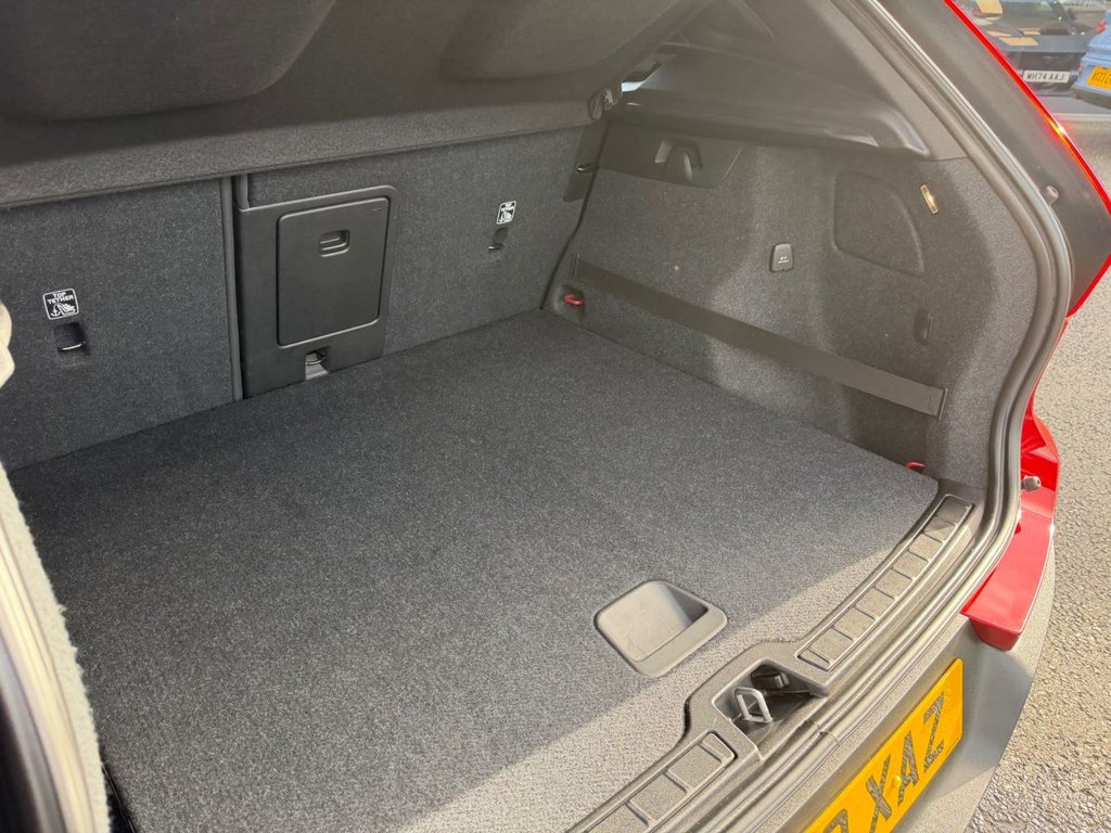 Used Volvo XC40 2019 for sale - 77642419: Photo 25