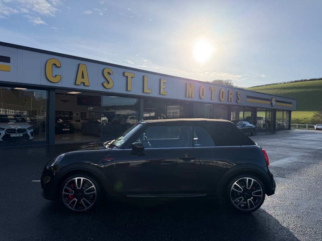 Used MINI Convertible 2022 for sale - 77436660: Photo 4