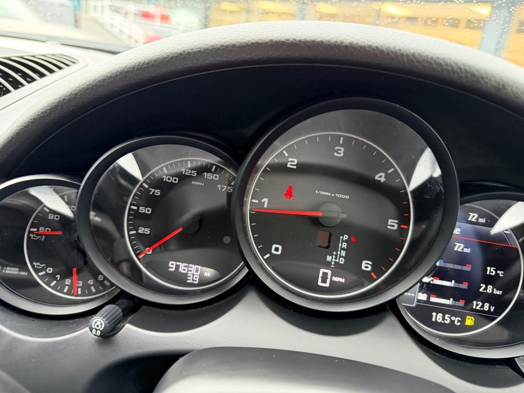 Used Porsche Cayenne 2012 for sale - 76546537: Photo 30