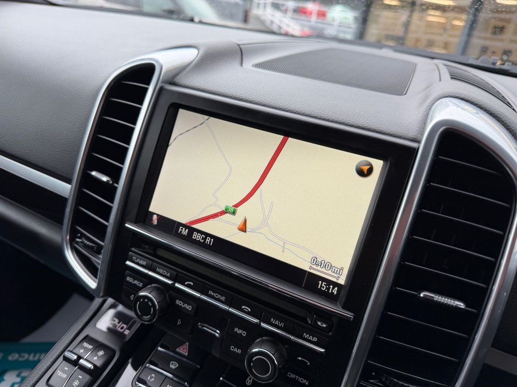 Used Porsche Cayenne 2012 for sale - 76546537: Photo 31