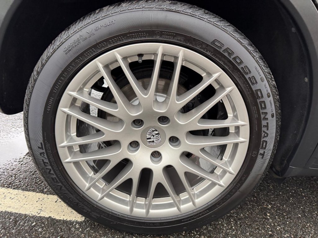 Used Porsche Cayenne 2012 for sale - 76546537: Photo 33