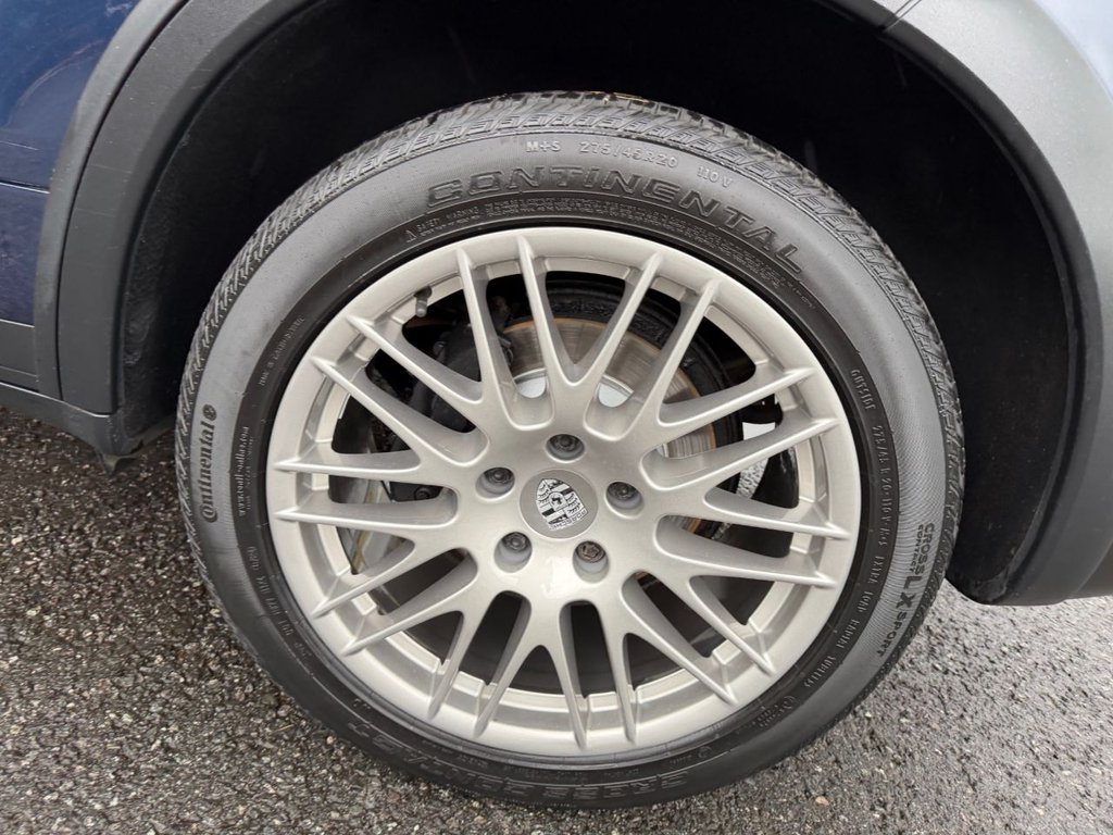 Used Porsche Cayenne 2012 for sale - 76546537: Photo 36