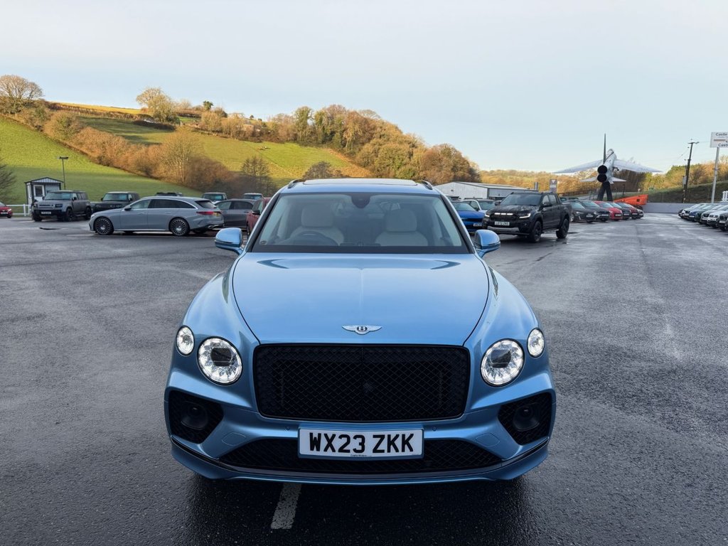 Used Bentley Bentayga 2023 for sale - 77436685: Photo 2