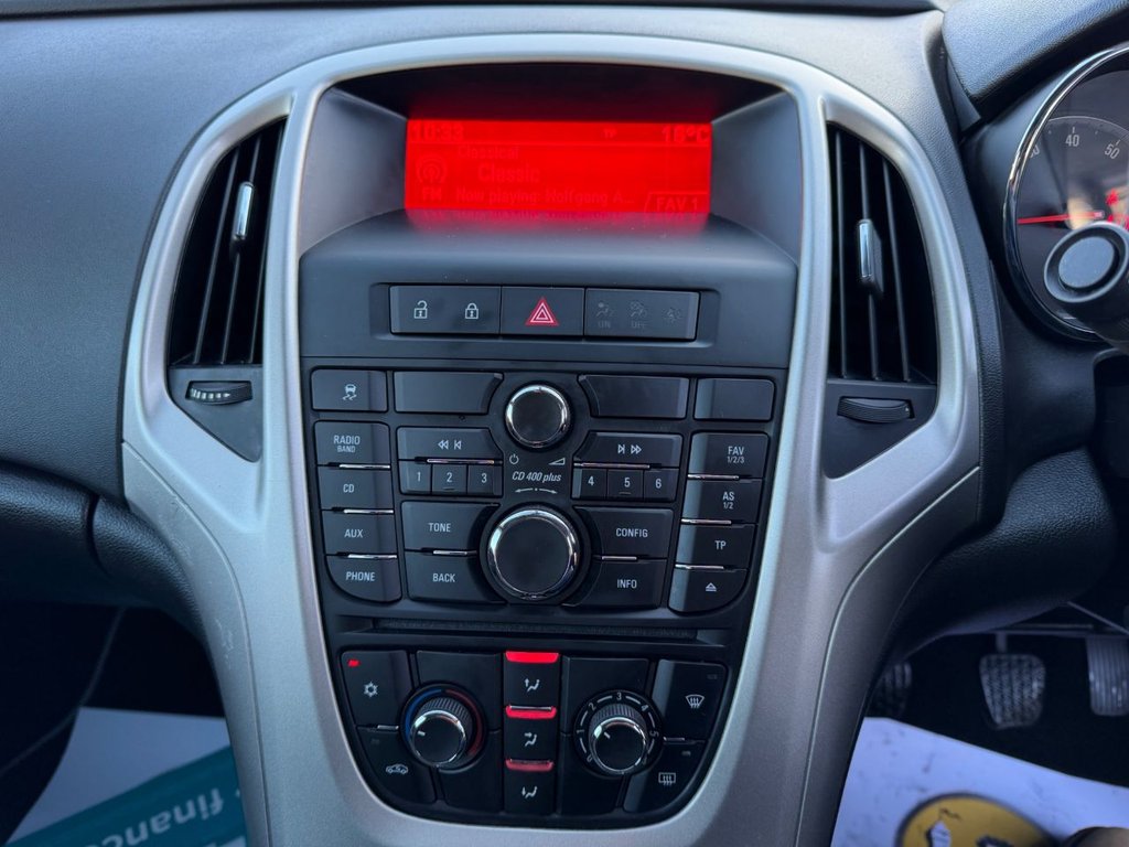 Used Vauxhall Astra 2014 for sale - 77226967: Photo 31