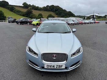Used Jaguar XF 2014 for sale - 75527405: Photo