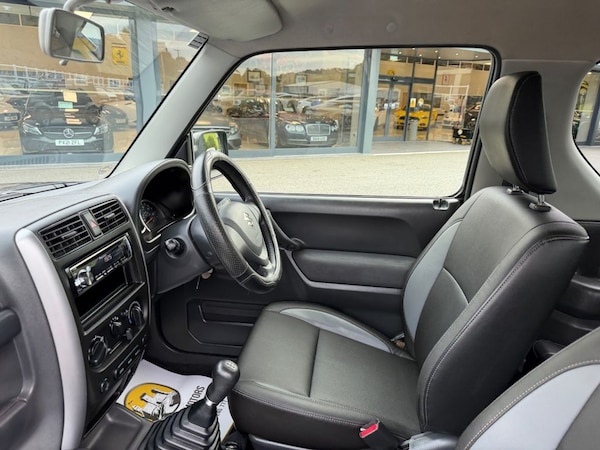 Used Suzuki Jimny 2015 for sale - 76279499: Photo 18