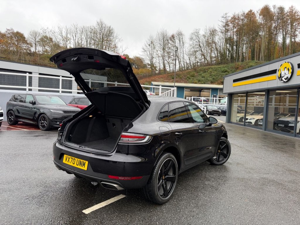 Used Porsche Macan 2020 for sale - 76509662: Photo 15