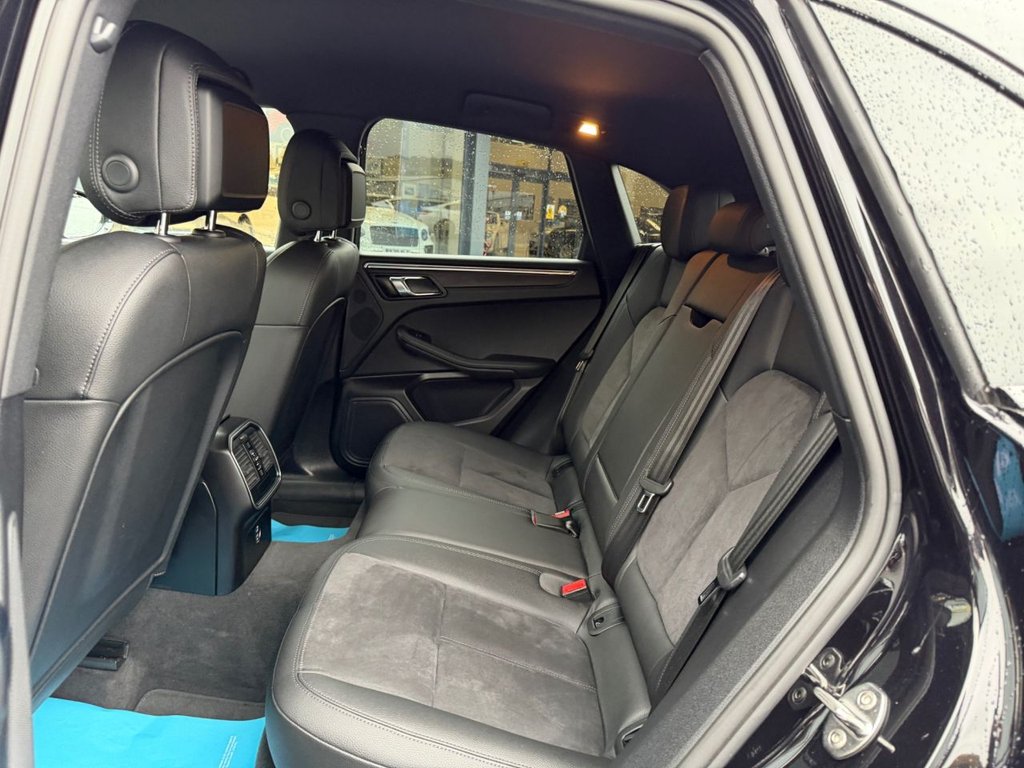 Used Porsche Macan 2020 for sale - 76509662: Photo 18