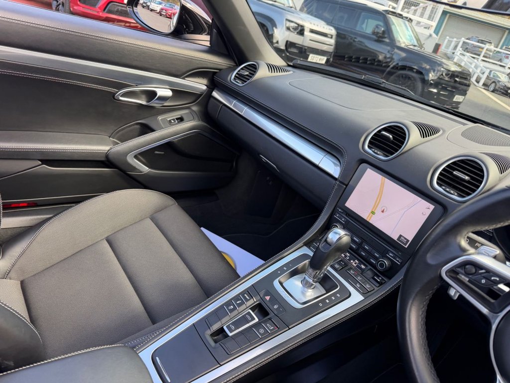 Used Porsche 718 Boxster 2018 for sale - 78002405: Photo 11