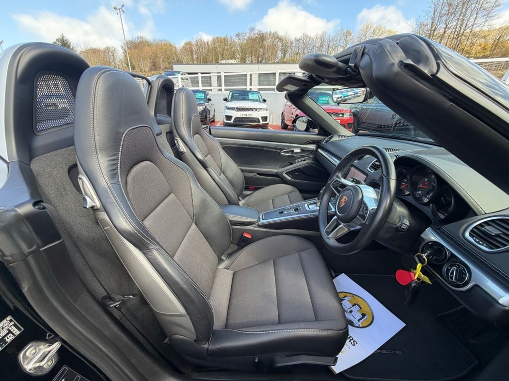 Used Porsche 718 Boxster 2018 for sale - 78002405: Photo 12