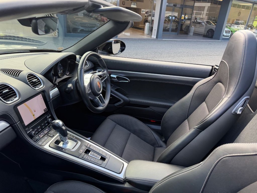 Used Porsche 718 Boxster 2018 for sale - 78002405: Photo 14