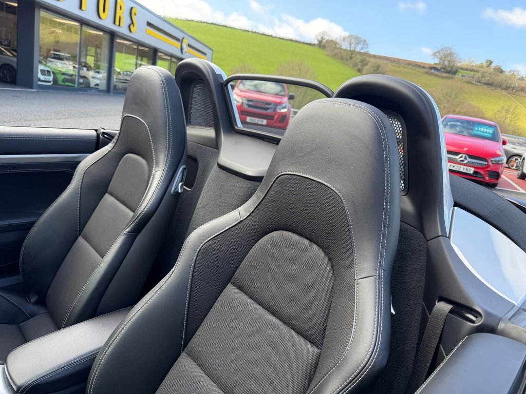 Used Porsche 718 Boxster 2018 for sale - 78002405: Photo 24