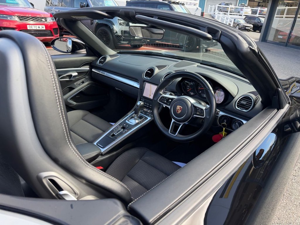 Used Porsche 718 Boxster 2018 for sale - 78002405: Photo 8