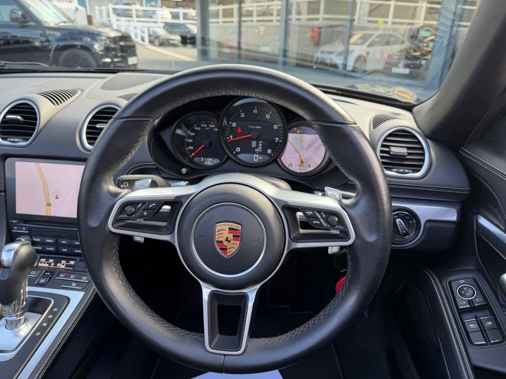 Used Porsche 718 Boxster 2018 for sale - 78002405: Photo 9