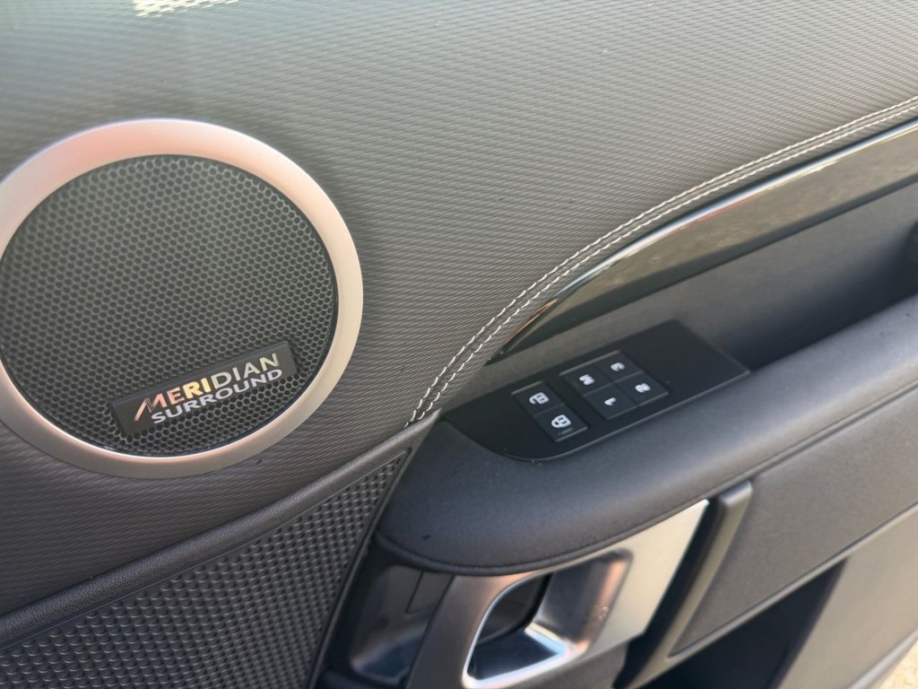 Used Land Rover Discovery 2023 for sale - 78002692: Photo 38