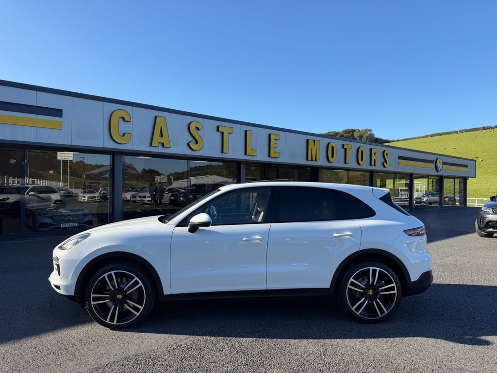 Used Porsche Cayenne 2018 for sale - 76376138: Photo 3