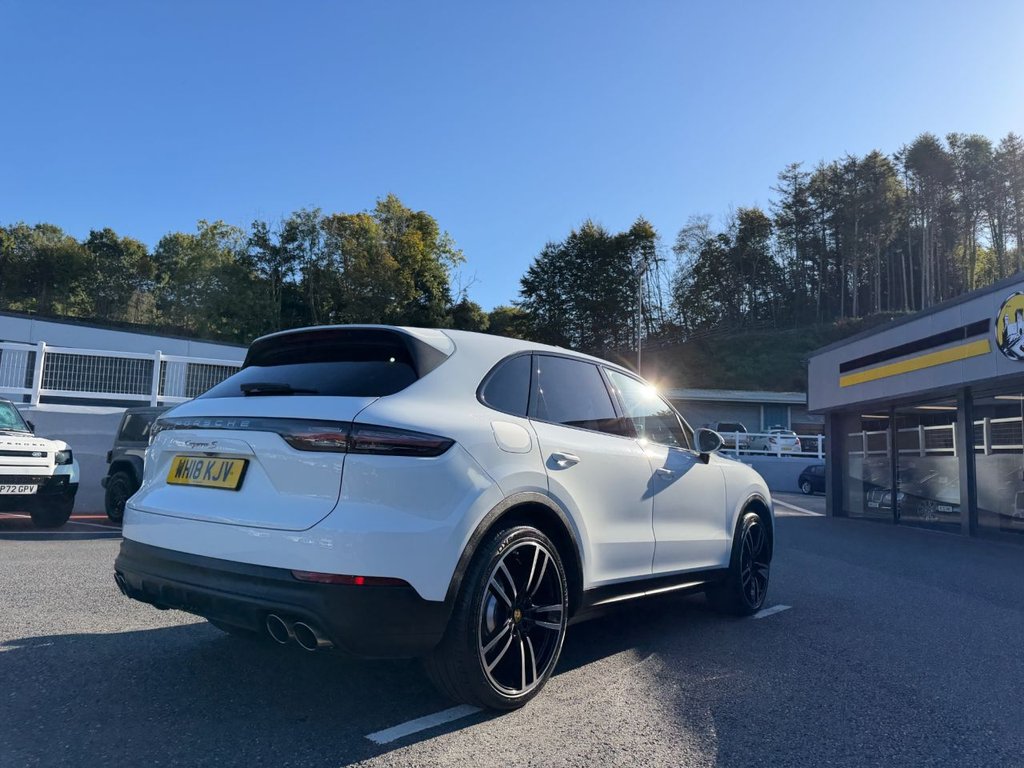 Used Porsche Cayenne 2018 for sale - 76376138: Photo 6