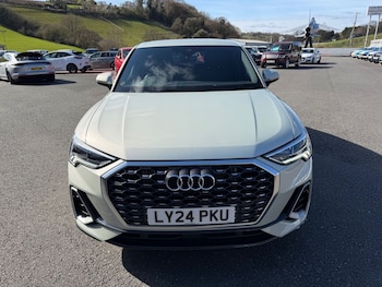Used Audi Q3 2024 for sale - 78124670: Photo
