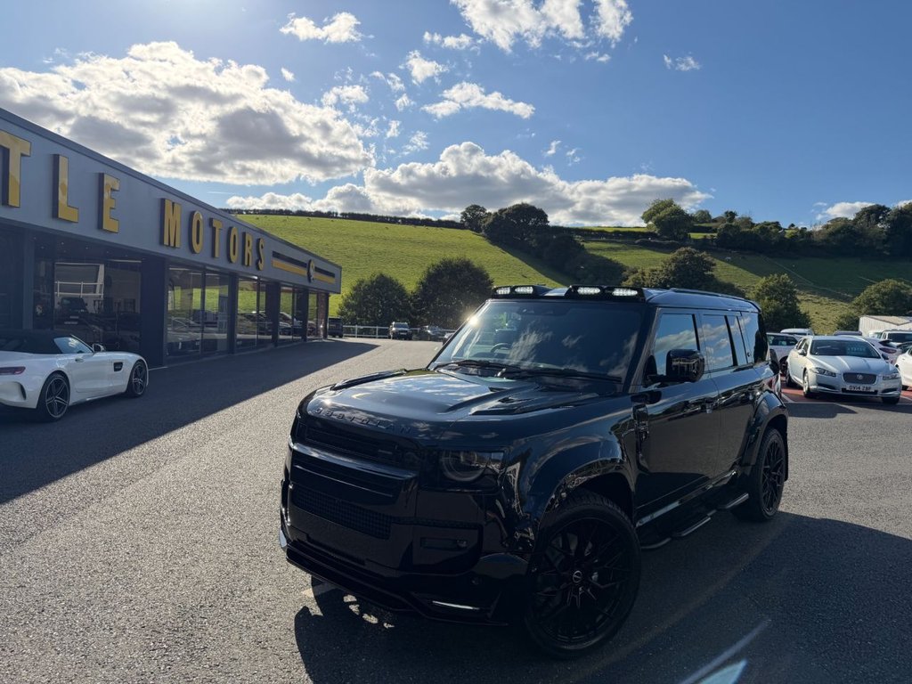 Used Land Rover Defender 110 2025 for sale - 76962589: Photo 14