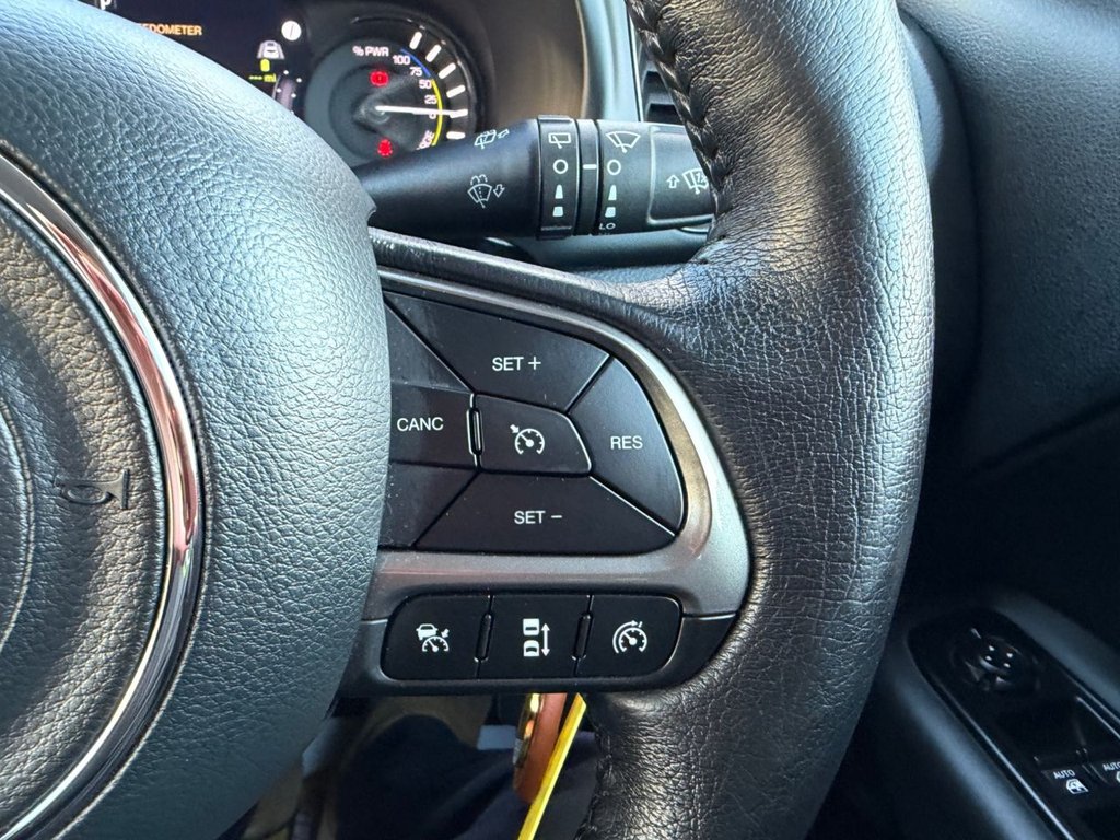 Used Jeep Renegade 2021 for sale - 77111192: Photo 33