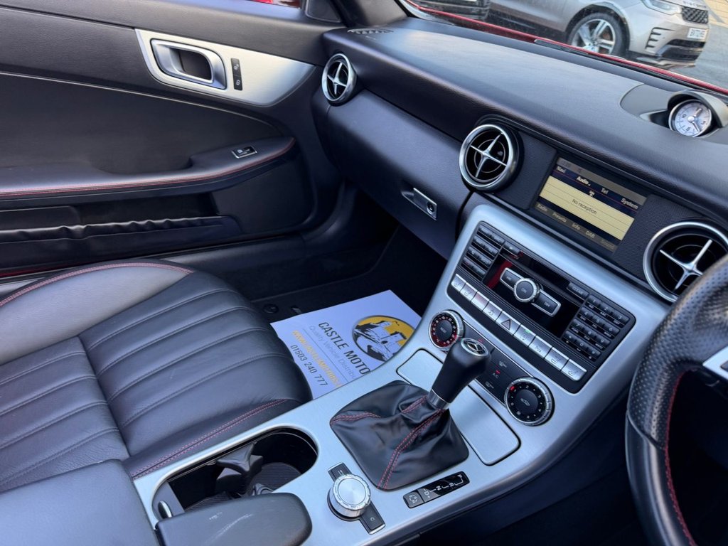 Used Mercedes-Benz SLK 2015 for sale - 76900361: Photo 12