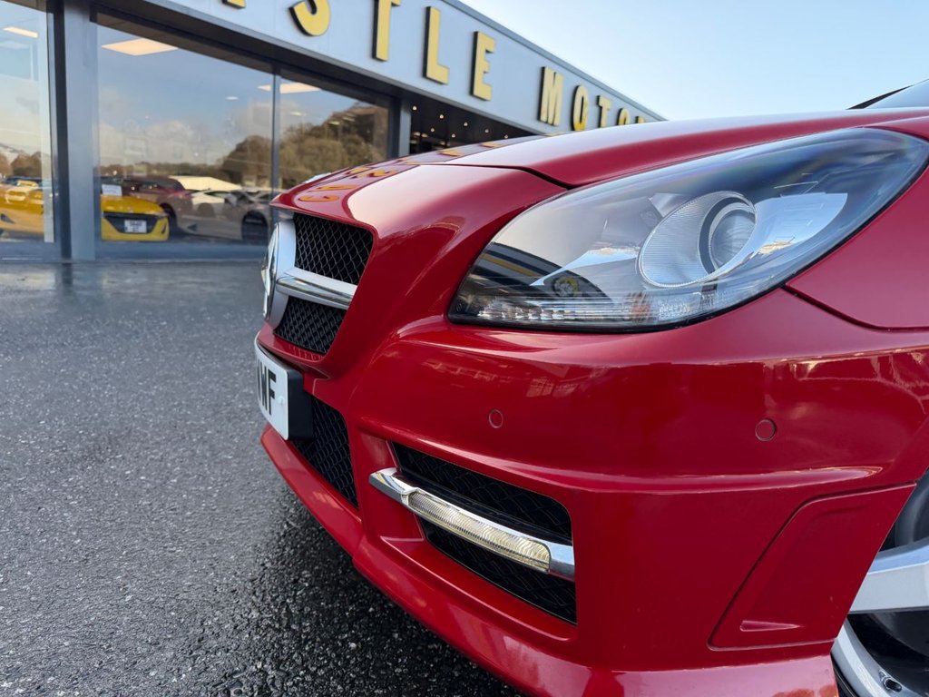 Used Mercedes-Benz SLK 2015 for sale - 76900361: Photo 24