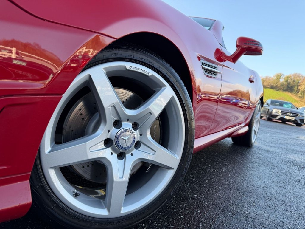 Used Mercedes-Benz SLK 2015 for sale - 76900361: Photo 25