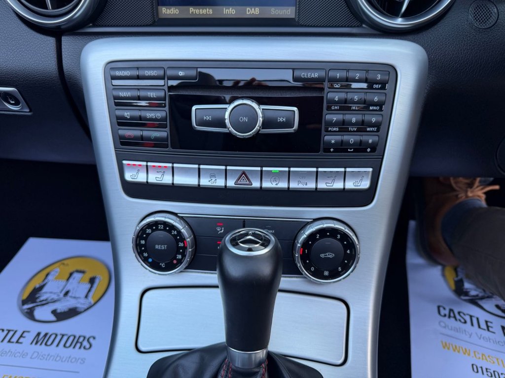 Used Mercedes-Benz SLK 2015 for sale - 76900361: Photo 30