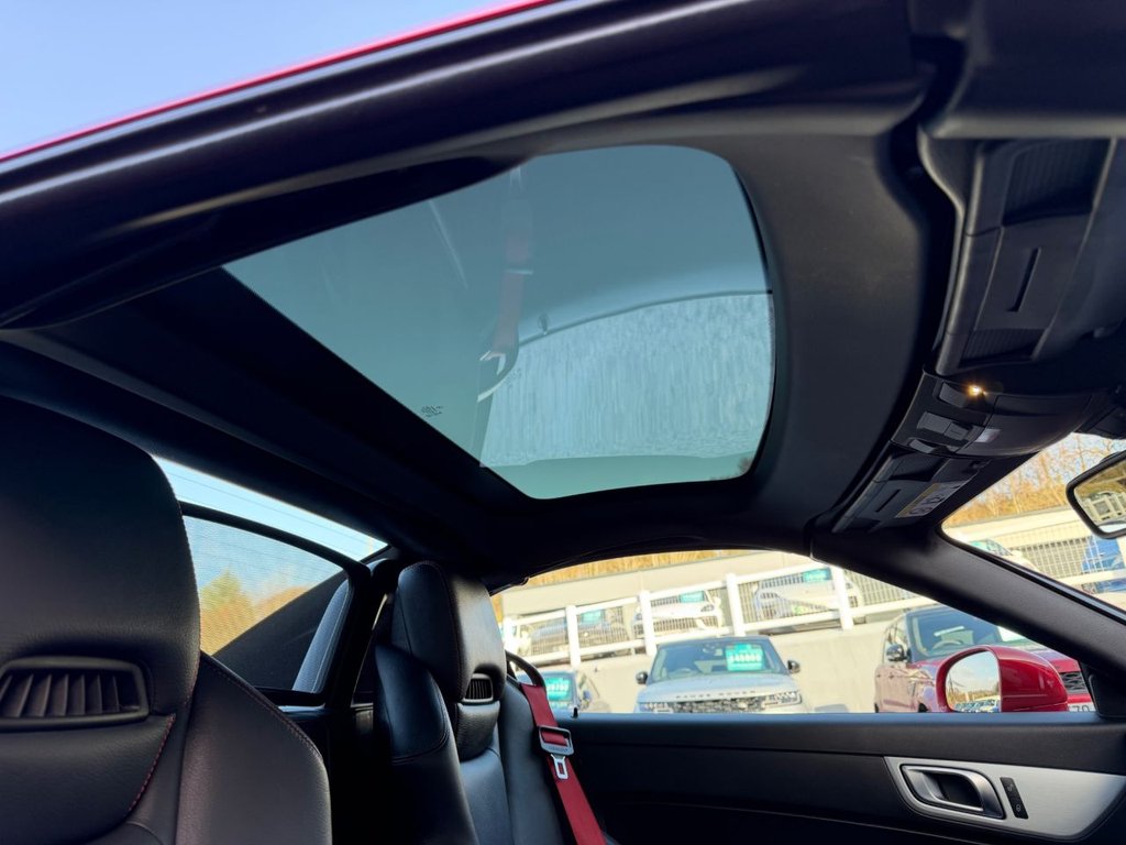 Used Mercedes-Benz SLK 2015 for sale - 76900361: Photo 45