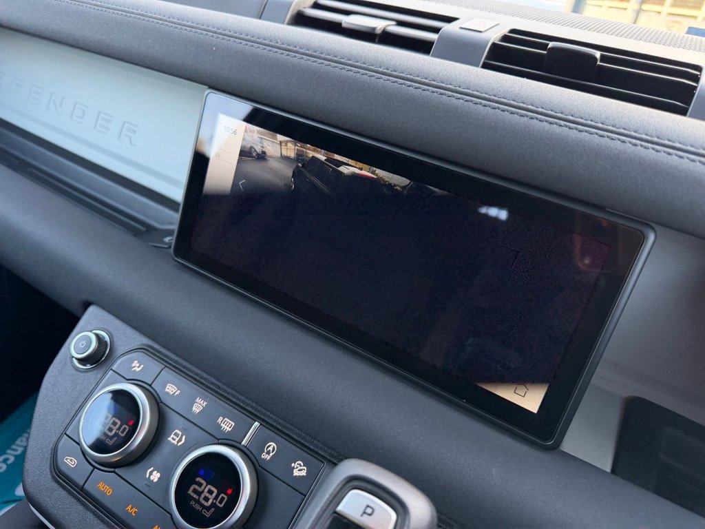 Used Land Rover Defender 2021 for sale - 76923836: Photo 33