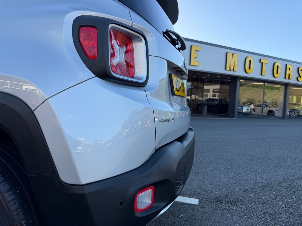 Used Jeep Renegade 2016 for sale - 76582005: Photo 28