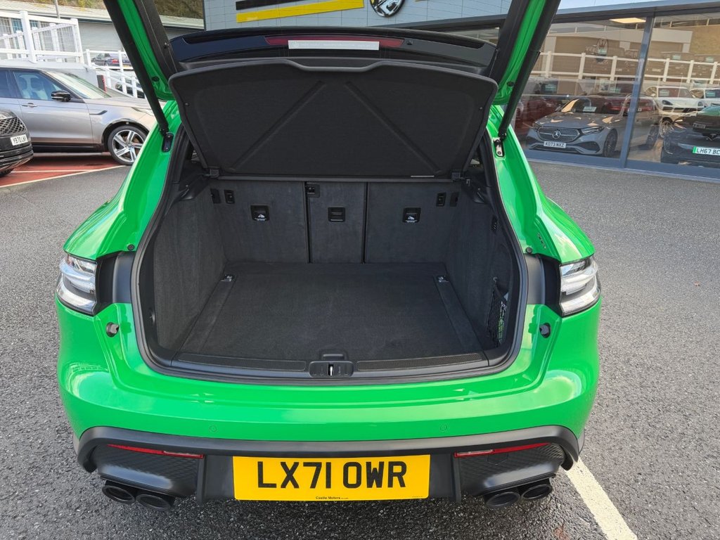 Used Porsche Macan 2021 for sale - 76698367: Photo 19