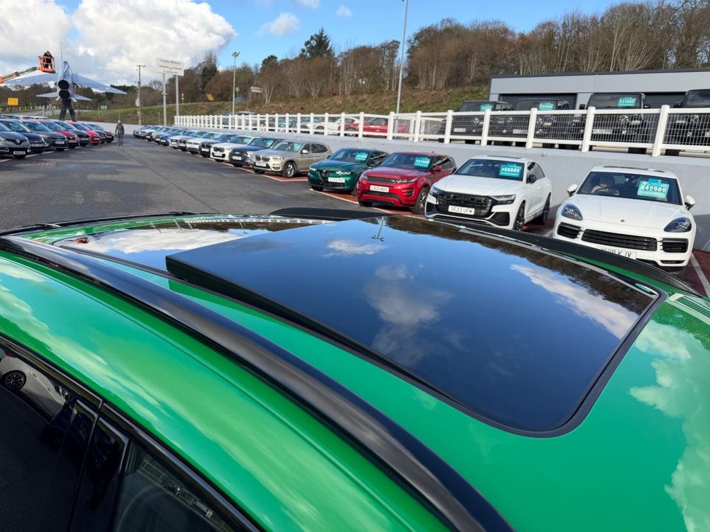 Used Porsche Macan 2021 for sale - 76698367: Photo 8