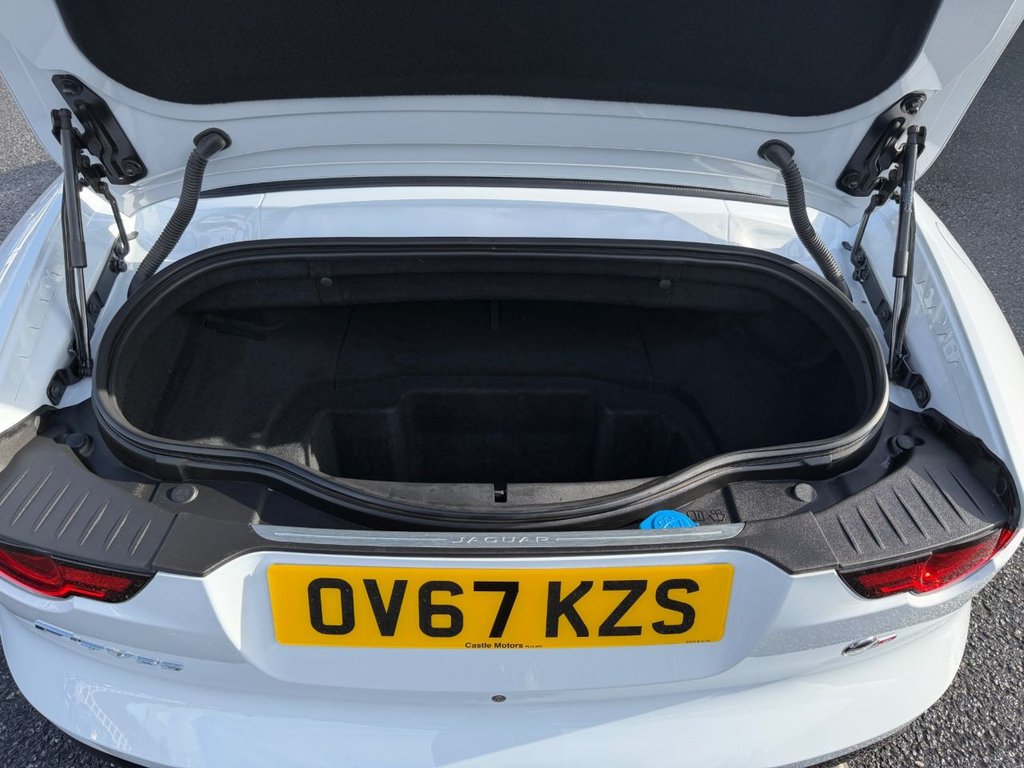 Used Jaguar F-Type 2017 for sale - 76430256: Photo 15