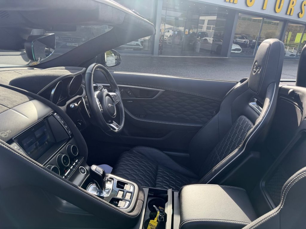 Used Jaguar F-Type 2017 for sale - 76430256: Photo 16
