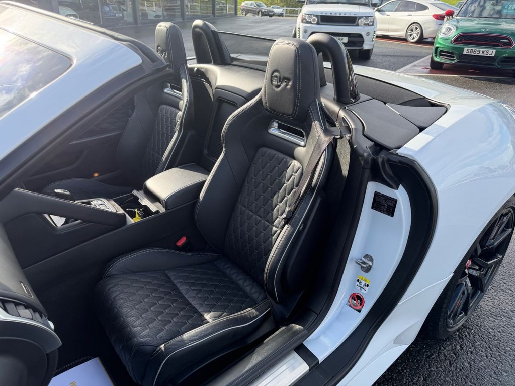 Used Jaguar F-Type 2017 for sale - 76430256: Photo 17