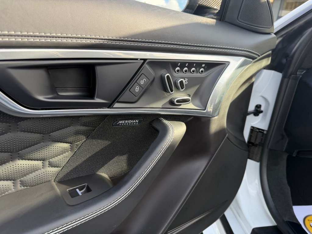 Used Jaguar F-Type 2017 for sale - 76430256: Photo 19