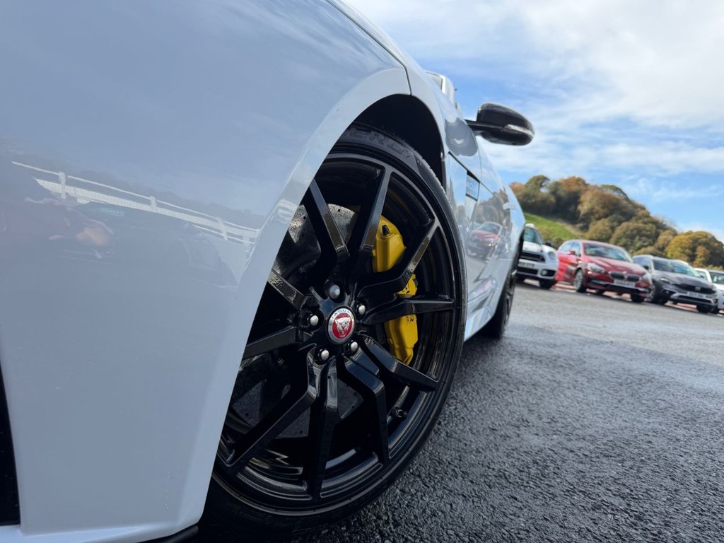 Used Jaguar F-Type 2017 for sale - 76430256: Photo 31