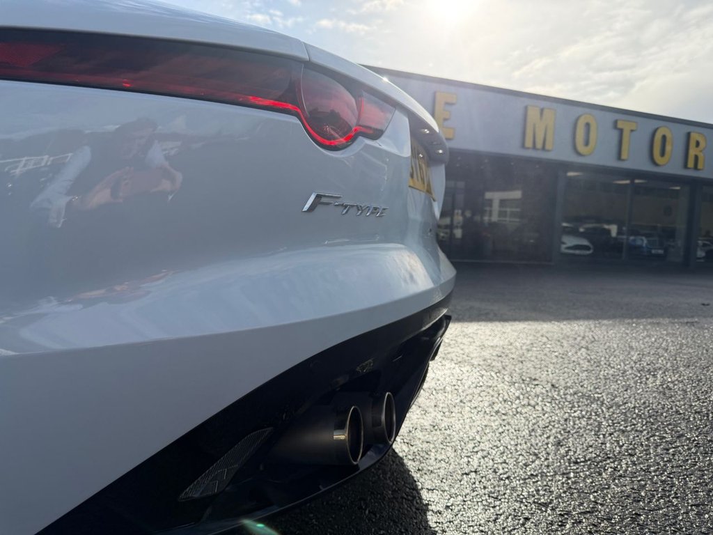 Used Jaguar F-Type 2017 for sale - 76430256: Photo 35